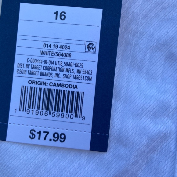 Shorts. - Picture 9 of 11